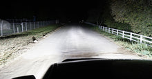 Load image into Gallery viewer, Tundra Headlights plus Fog lights ON (wide lens)