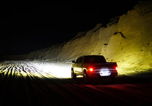 Load image into Gallery viewer, Fog light display with amber combo lens